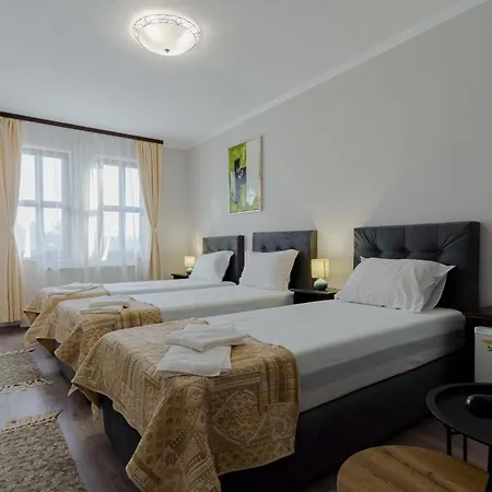 арбанашко село Hotel *